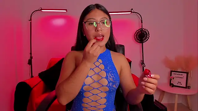 cloy baby   online show from 01.10.25