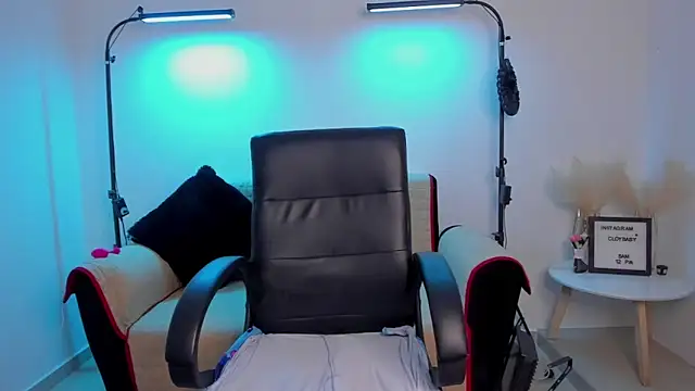 cloy baby   online show from 02.23.25