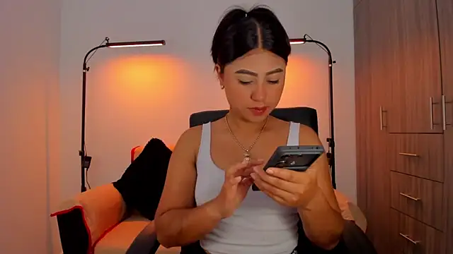 cloy baby   online show from 11.25.25