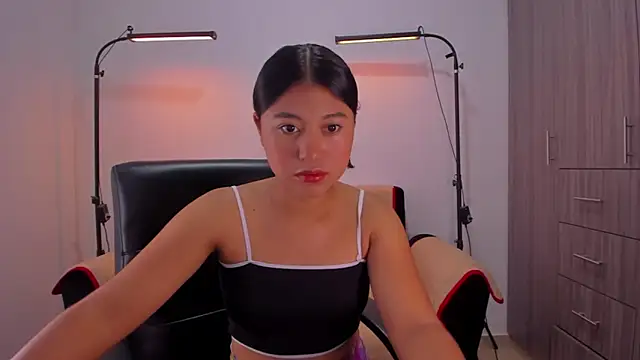 cloy baby   online show from 06.03.26
