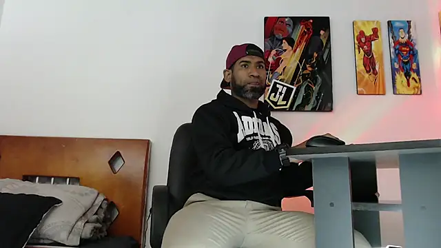 Enriblack92 online show from 12.30.24