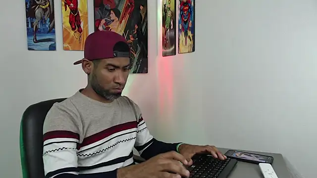 Enriblack92 online show from 01.14.25