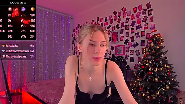 MaraCooperrr online show from 12.24.24