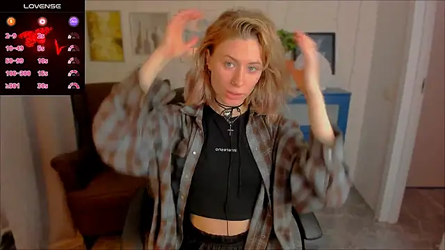 MaraCooperrr online show from 03.21.25