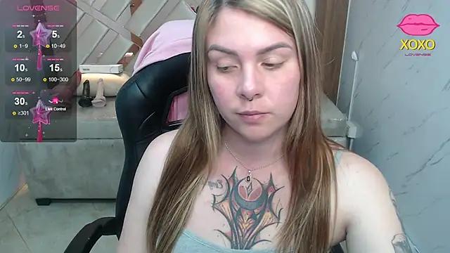 Snapshot of Paula_b_ chatting on 04.23.26 Paula b online show from 04.23.26