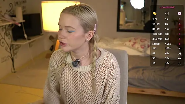 LexieLoree online show from 11.09.25