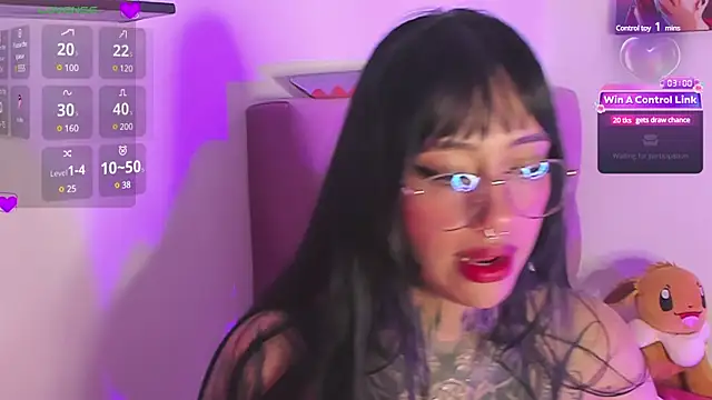 Snapshot of Akari1_Mischief chatting on 12.07.24 Akari1 Mischief online show from 12.07.24