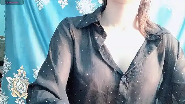 Snapshot of Sexxyxingna chatting on 03.22.25 Sexxyxingna online show from 03.22.25