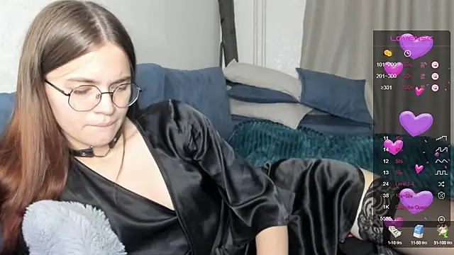 lina haall online show from 01.09.25