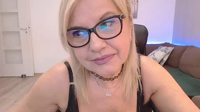 amberdoll4u online show from 12.16.24