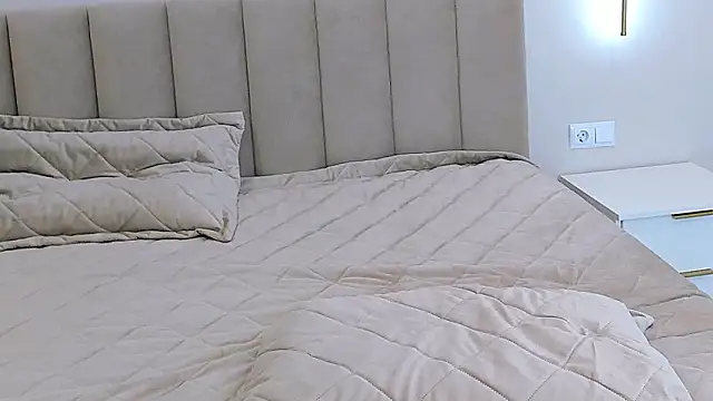 lulu wolf online show from 02.18.26