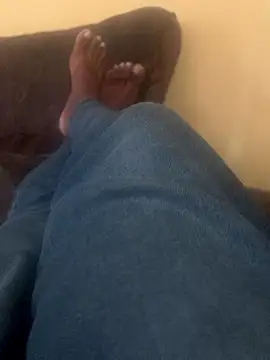 Snapshot of DManL chatting on 12.02.25 DManL online show from 12.02.25