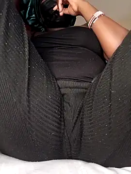 Lucyy1 online show from 02.14.25