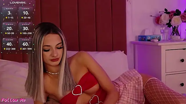 PinkySparks online show from 02.25.26