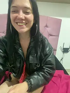Isabella 21x online show from 02.13.25