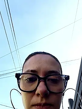 Isabella 21x online show from 10.23.25