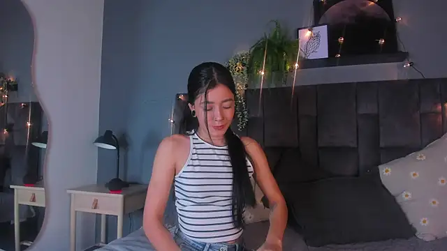 AmyPalmmer online show from 10.15.25