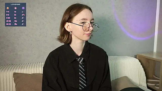 Snapshot of LimaLexxx chatting on 03.18.25 LimaLexxx online show from 03.18.25