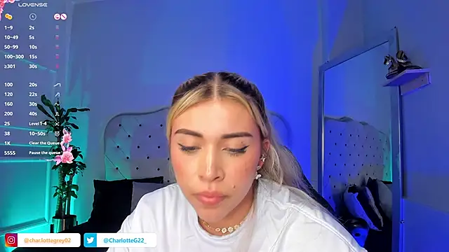 charlotte  grey online show from 03.05.25