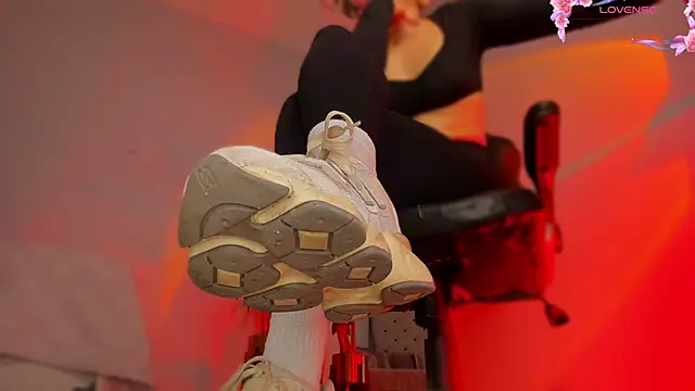 charlotte  grey online show from 03.27.26