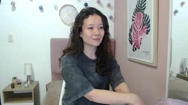 Snapshot of lanna_1878 chatting on 06.22.26 lanna 1878 online show from 06.22.26
