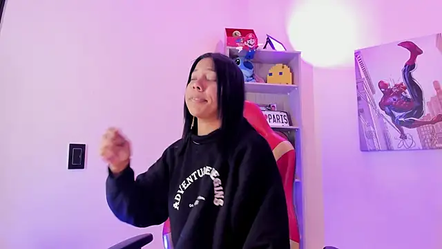 madelyn rose  online show from 01.15.25