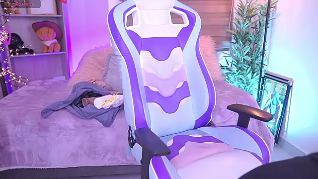 madelyn rose  online show from 09.19.25