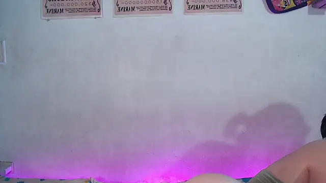 elizabethtaylorxxx online show from 01.11.25