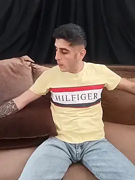 arenn1997 online show from 10.16.25