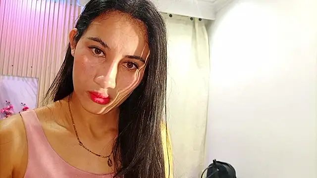 Snapshot of Cataleyalove_ADY chatting on 10.08.25 Cataleyalove ADY online show from 10.08.25