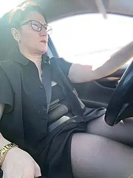 Snapshot of ZhenjaPoledance chatting on 03.22.26 ZhenjaPoledance online show from 03.22.26