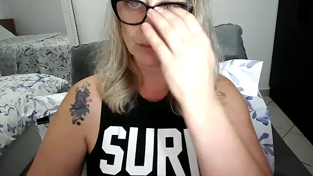 Micchellina online show from 01.18.25