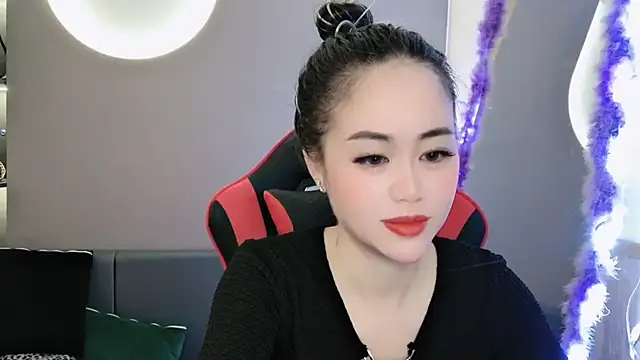 Snapshot of witch-39 chatting on 01.07.25 witch-39 online show from 01.07.25