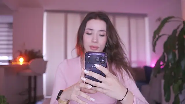 Snapshot of honeyann08 chatting on 02.02.26 honeyann08 online show from 02.02.26