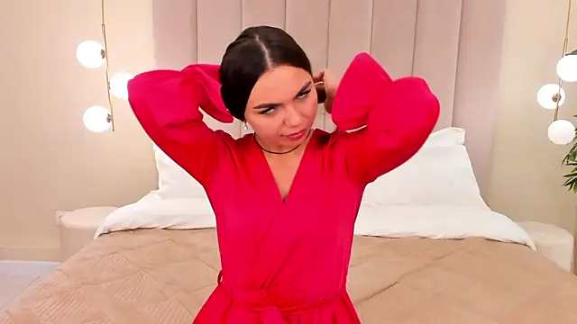 CamillaLarson online show from 02.18.25