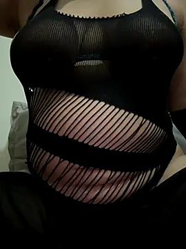 Snapshot of AditiIndia chatting on 11.03.25 AditiIndia online show from 11.03.25