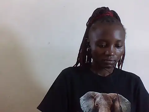 Snapshot of SexyNeedle22 chatting on 02.10.26 SexyNeedle22 online show from 02.10.26