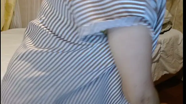 Snapshot of italagomez_ chatting on 02.24.25 italagomez online show from 02.24.25