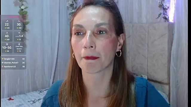 Snapshot of italagomez_ chatting on 03.22.25 italagomez online show from 03.22.25