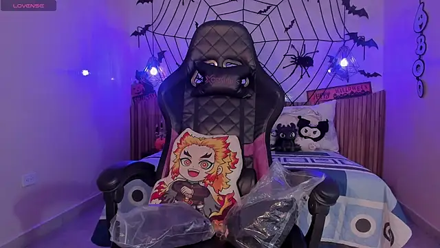 IamNayuta online show from 10.26.25