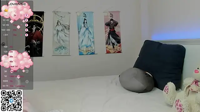 Snapshot of JorRoger chatting on 12.18.24 JorRoger online show from 12.18.24