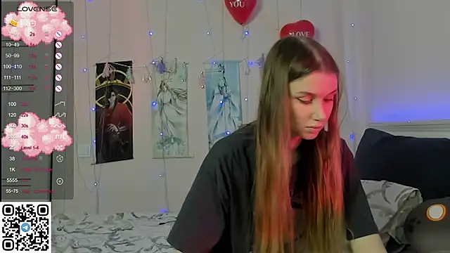 Snapshot of JorRoger chatting on 02.15.25 JorRoger online show from 02.15.25