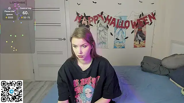 Snapshot of JorRoger chatting on 11.02.25 JorRoger online show from 11.02.25