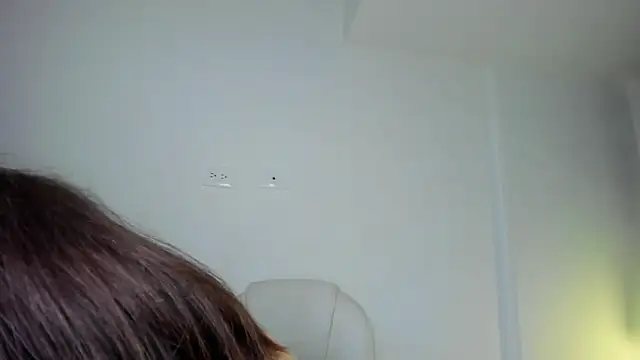 Snapshot of HarleyQueen_Robbie chatting on 12.20.24 HarleyQueen Robbie online show from 12.20.24