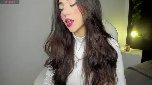 Snapshot of HarleyQueen_Robbie chatting on 01.18.25 HarleyQueen Robbie online show from 01.18.25