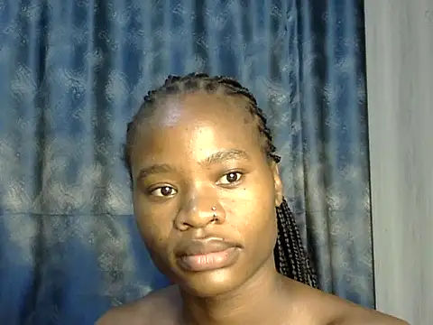 Snapshot of sweetblackbeauty001 chatting on 06.21.26 sweetblackbeauty001 online show from 06.21.26