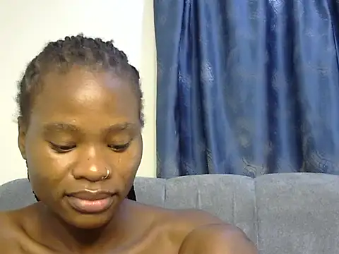 Snapshot of sweetblackbeauty001 chatting on 07.03.26 sweetblackbeauty001 online show from 07.03.26