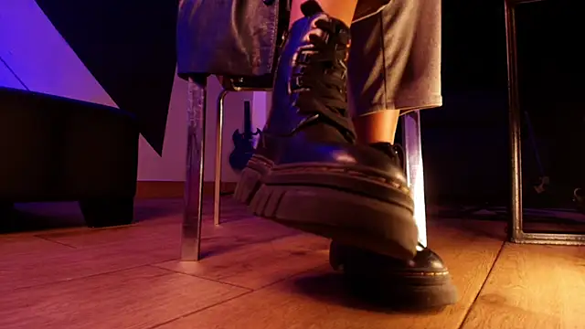 Pia mo online show from 11.07.25