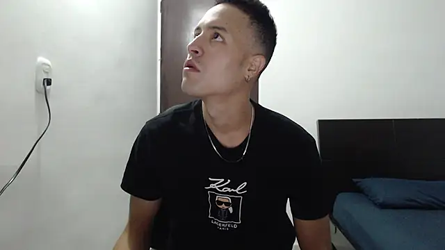 dimitriquiet05 online show from 12.31.24