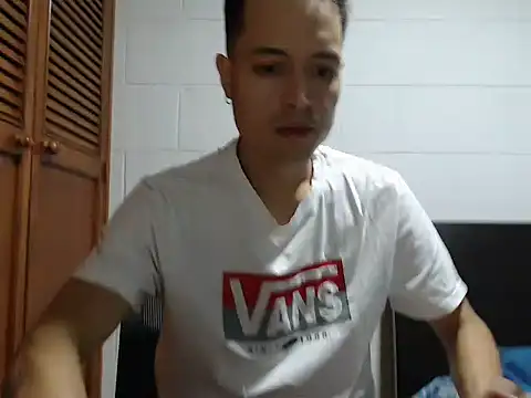 dimitriquiet05 online show from 02.23.26